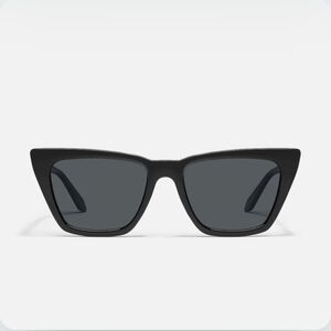 Quay Australia Black Cat-Eye Sunglasses